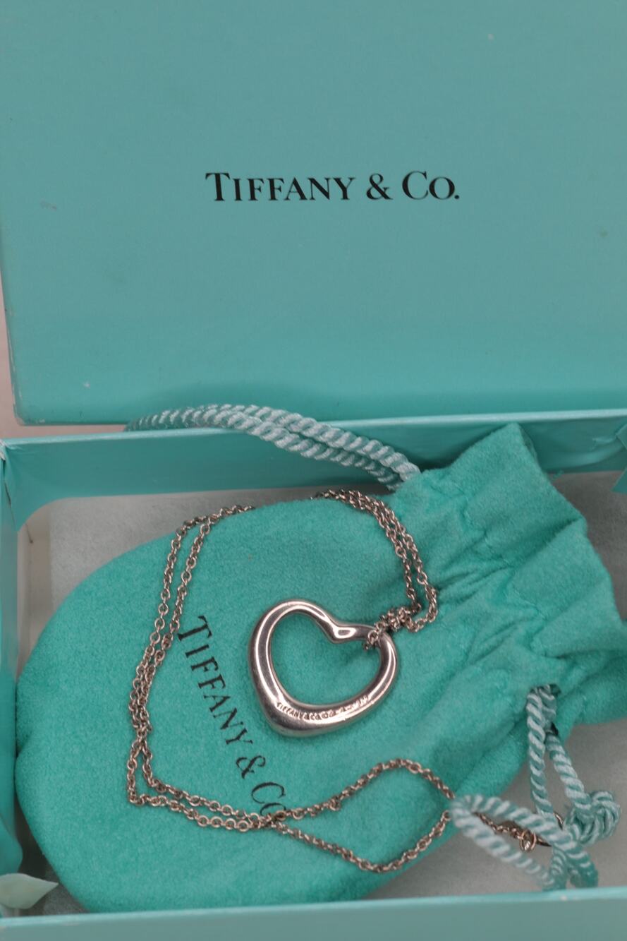 Tiffany & Co. Elsa Peretti Open Heart Sterling Silver 925 Necklace 16" Box Pouch